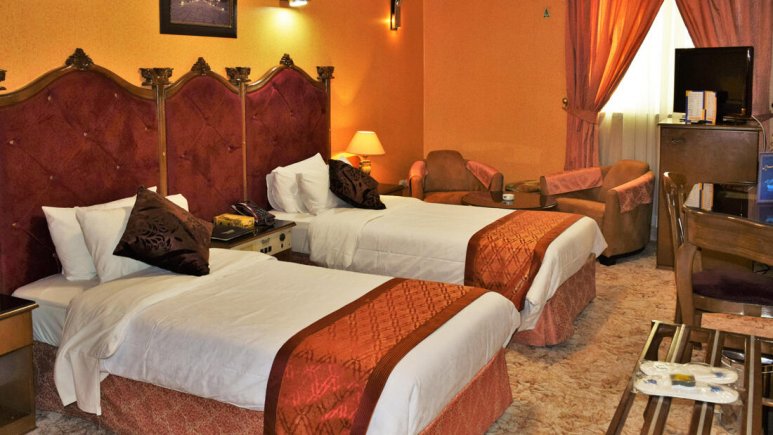 اتاق دو تخته توئین هتل پرسپولیس شیراز